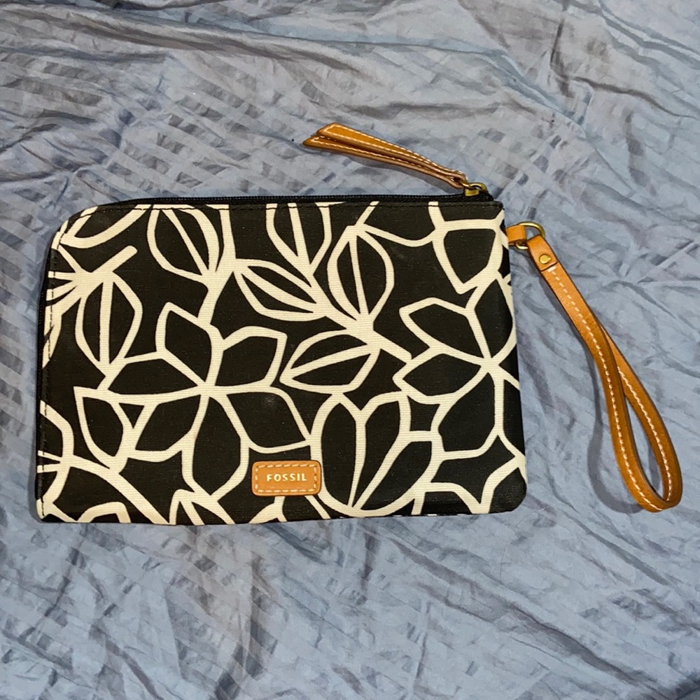 Fossil Eliza Wristlet New With Tags - image 1